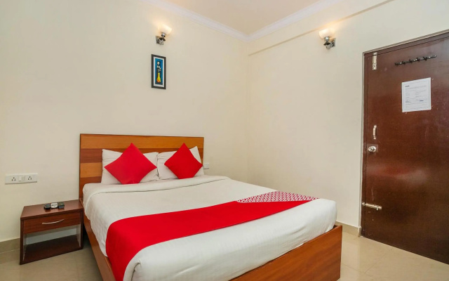 OYO Flagship 9528 Hotel Midas Casita