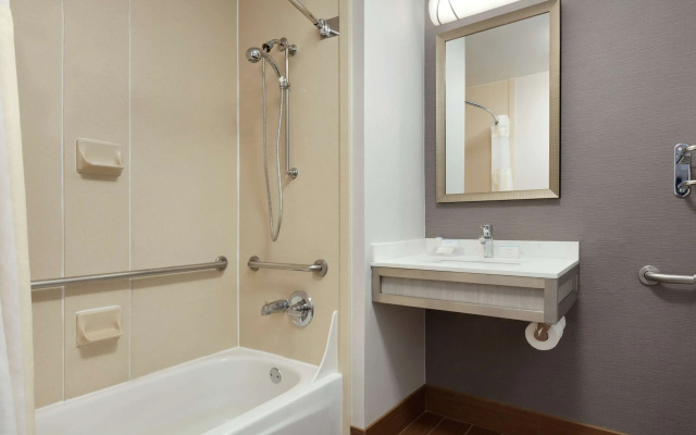 Hilton Garden Inn Gilroy