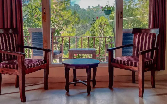 Majkhali woods, Ranikhet, by Himalayan Eco Lodges