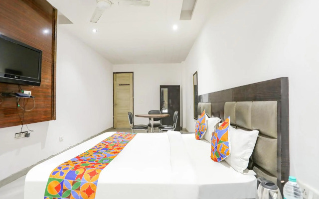 Capital O 464 Hotel Lotus Palace