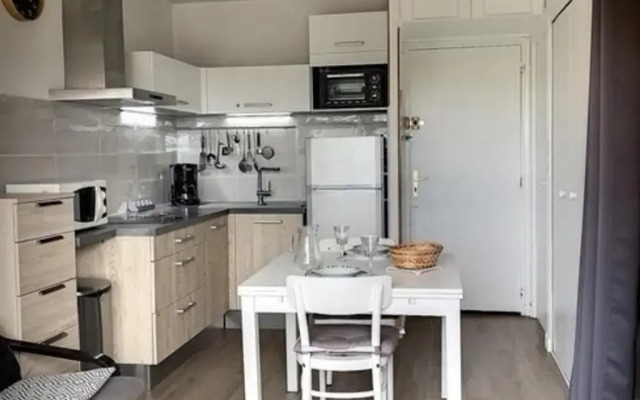 Appartement Balaruc-les-Bains, 1 pièce, 2 personnes - FR-1-503-102