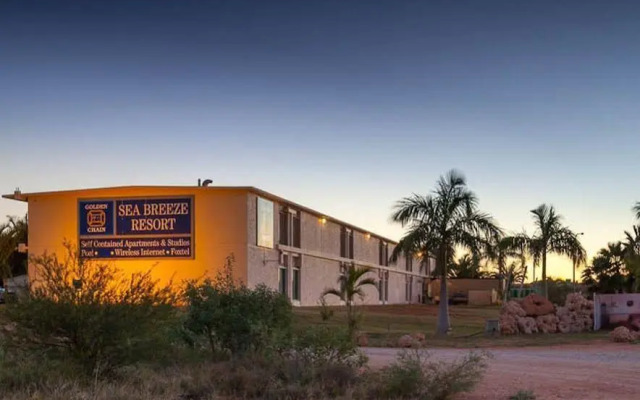 BEST WESTERN Sea Breeze Resort Exmo