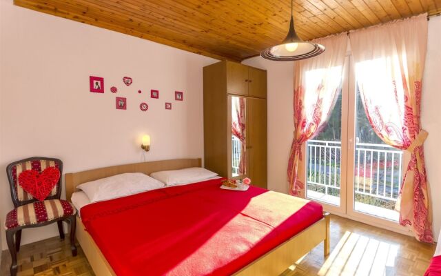 Apartments and Rooms Milan