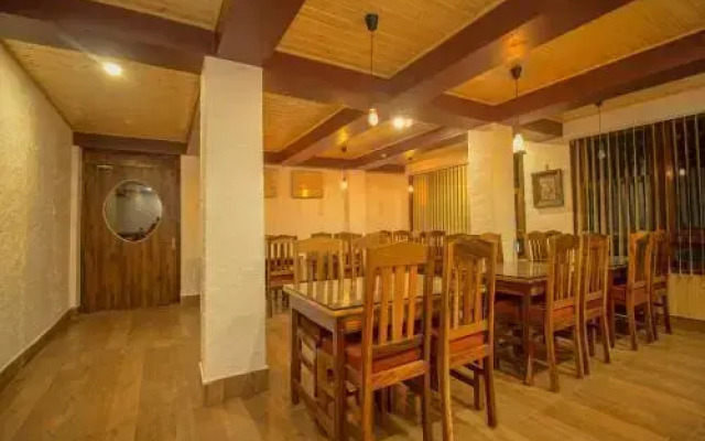Maitreya Zimkhang by OYO Rooms