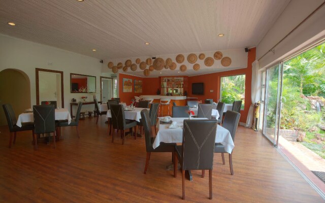 Woodlands Guest Lodge