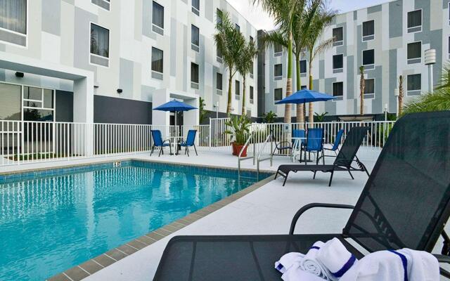 Hampton Inn & Suites Sarasota/Bradenton-Airport, FL