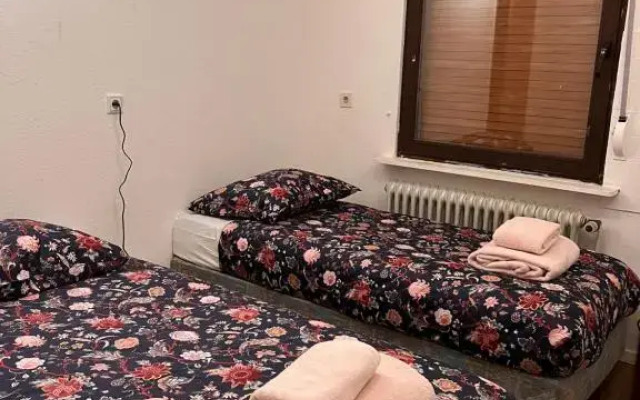 Beautiful 8 Bed Apartment in Hallenberg