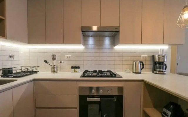 w Extraordinary 2BR With Balcony in Miraflores