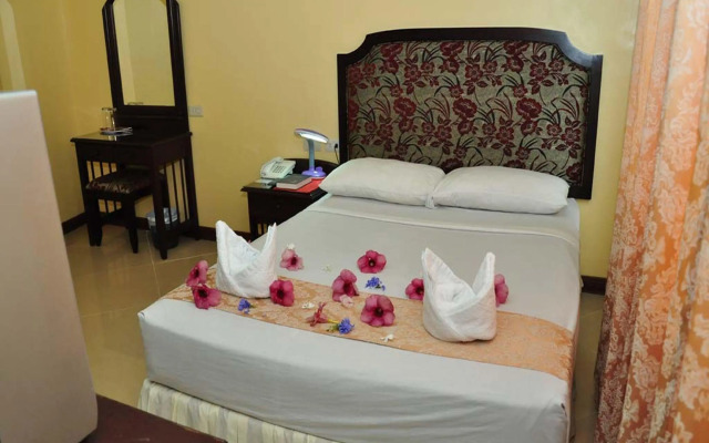 Bohol Plaza Resort and Restaurant