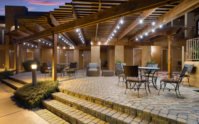 Arroyo Pinion Hotel, Ascend Hotel Collection