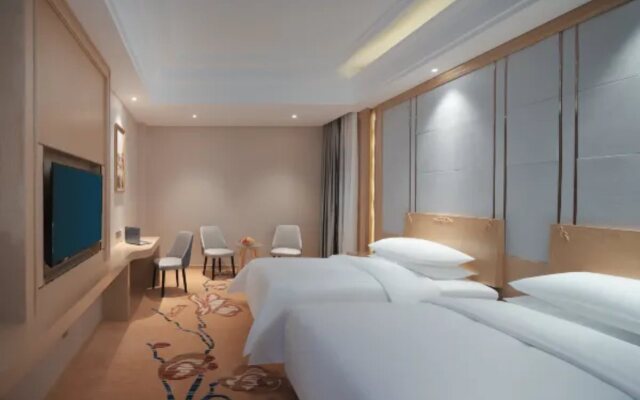 Vienna Hotel (Qiandeng Old Town, Kunshan)