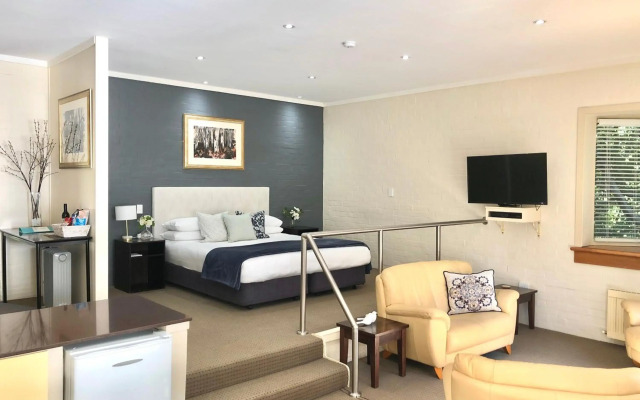 Briars Country Lodge