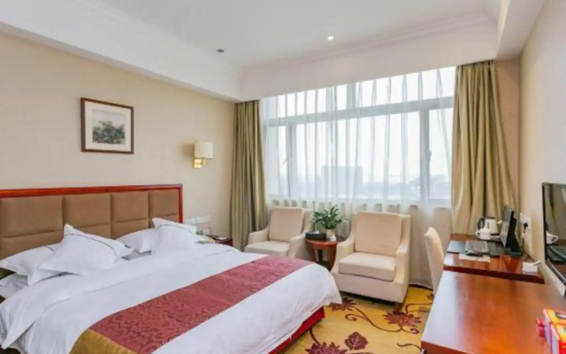 Minhang Julong Hotel