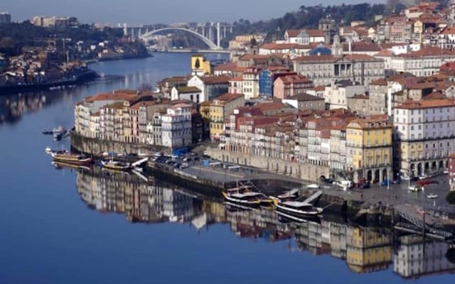 Property With 2 Bedrooms In Vila Nova De Gaia With Wonderful Sea View Terrace And Wifi