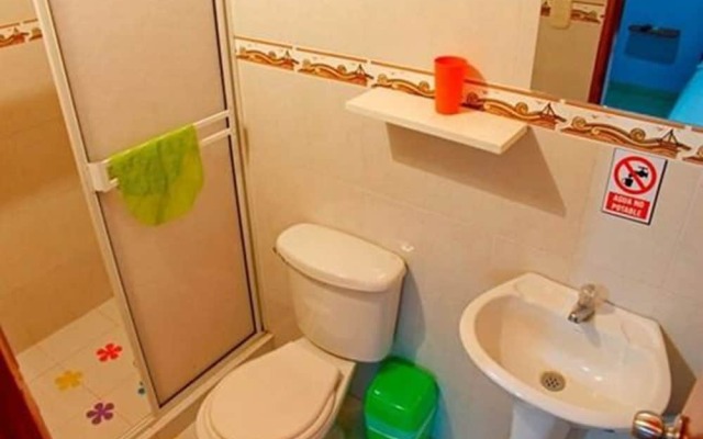 Hostal Kiwi B&B