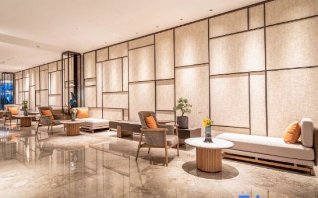 Qingdao Yihai Garden Hotel (May Fourth Square)
