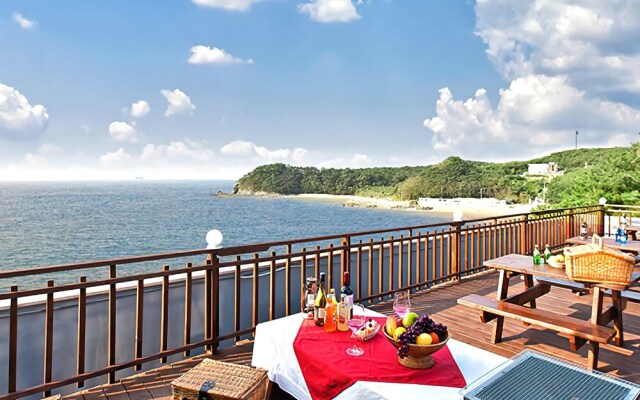 Yeongheung-do Hae Beach Pension