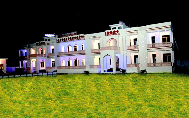 The Sunrise Resort by OYO Rooms