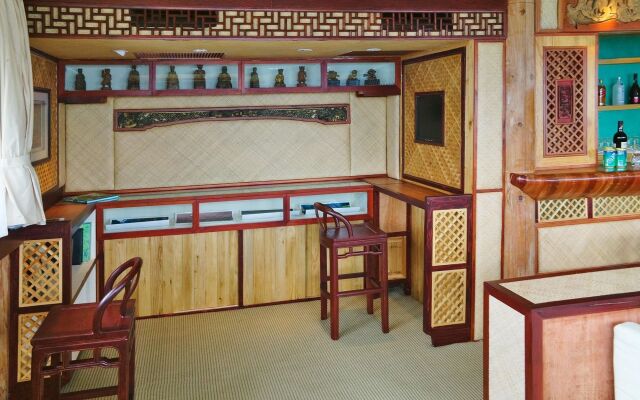 Li-An Lodge