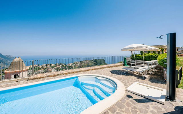 Appartamento Emma in Villa Laura