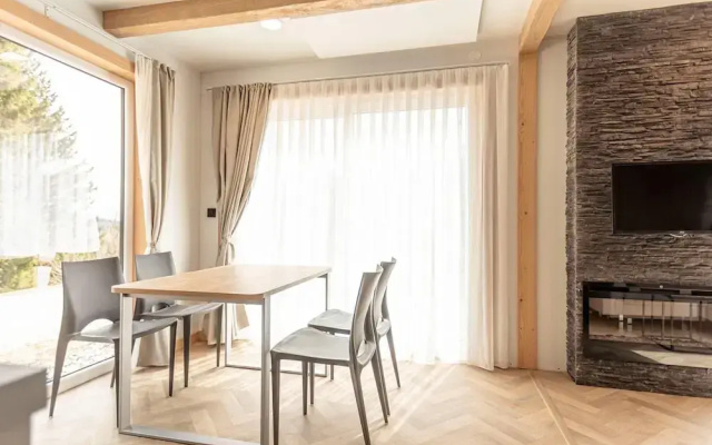 Luxury Chalet With Dishwasher in the Area