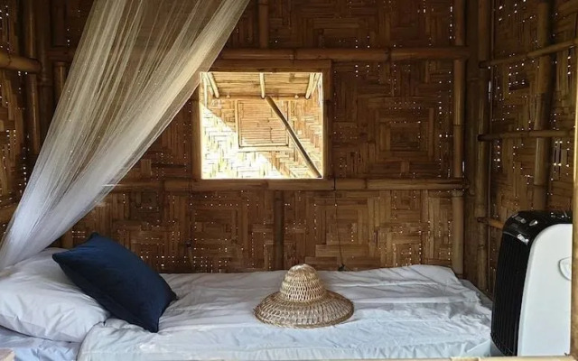 Samui Caravans Hill Camp