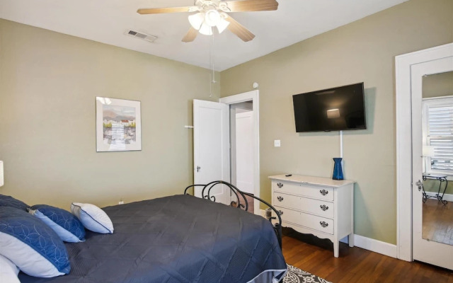 Endless Summer 3 Br home by RedAwning