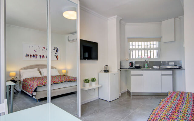 Geula Beach Boutique Apartments