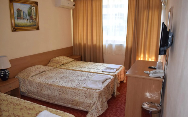 Hotel Ahilea