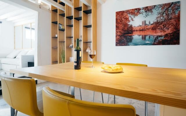 HOMEABOUT CHUECA Apartment