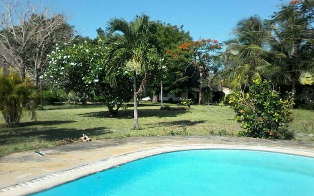 Cooke Villa