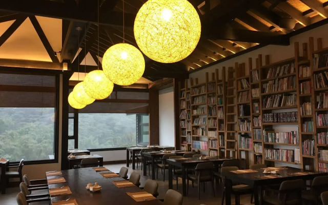 Tsuwu Hot Spring Hotel