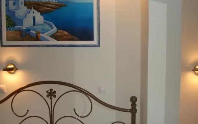 Pansion Koroni