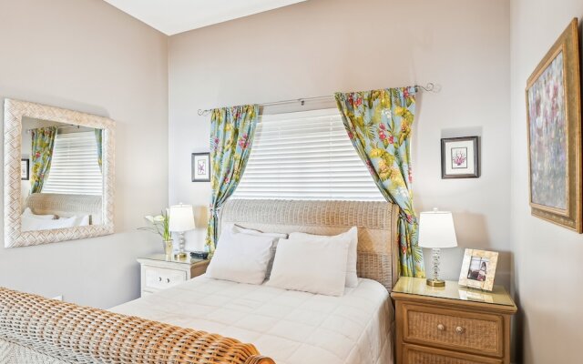 Oceania 907 3 Bedroom Condo by RedAwning