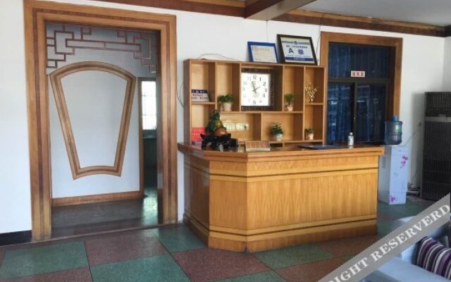 Kangyi Hostel