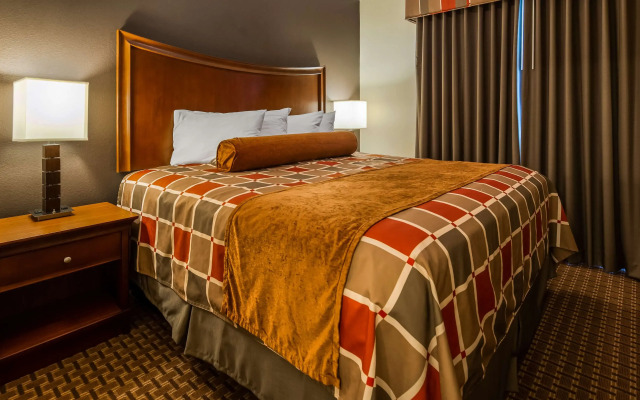 Best Western Plus Easton Inn & Suites