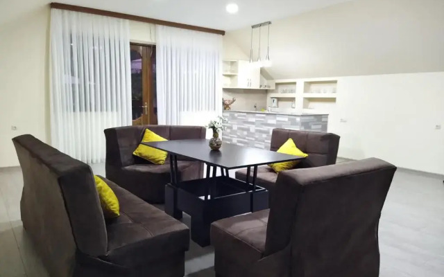 Sachino Giorgi Family House