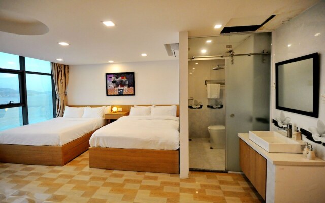 Sun and Sea Muong Thanh Holidays