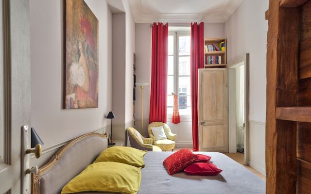 Luxurious apartment - l'ile Saint Louis