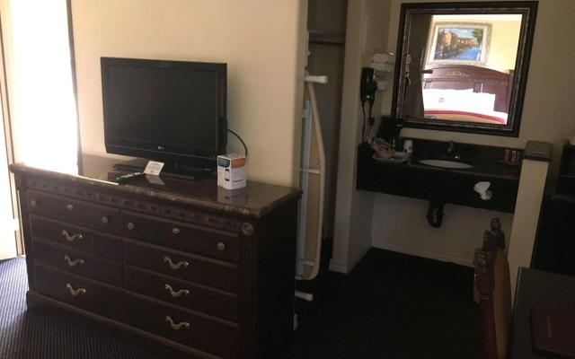 Pacifica Motel