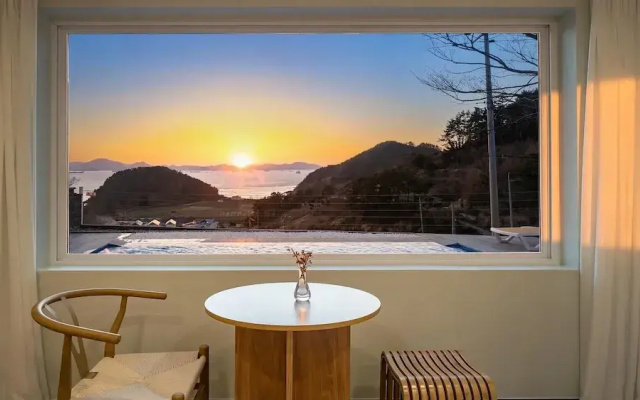 Namhae U9stay