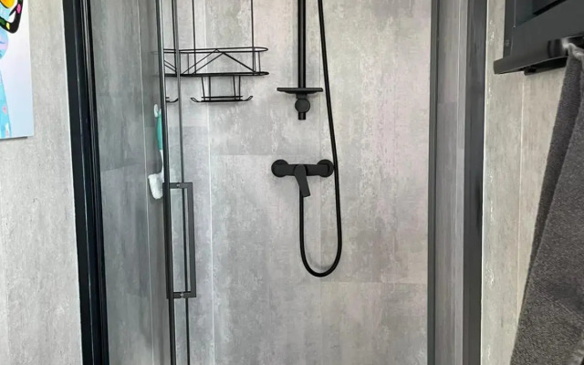 Unique Water Stay Tiny Hausboot für 2 Personen