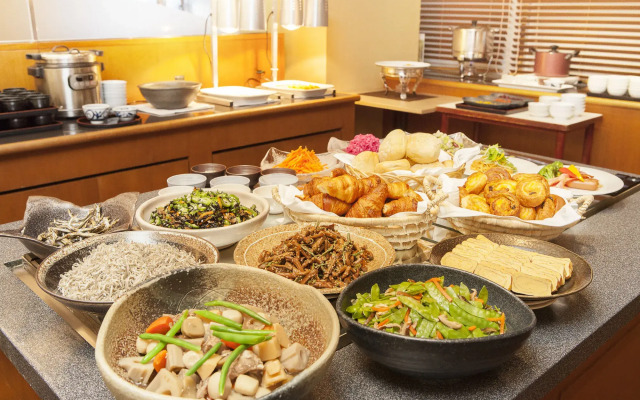 Matsuyama Tokyu REI Hotel