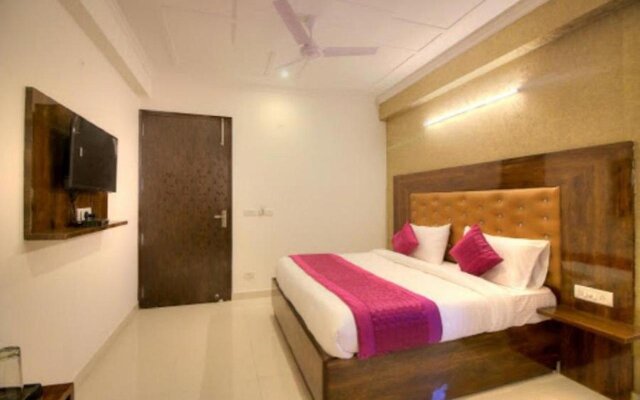 Hotel Ark-Of-Avalon Near Delhi Airport