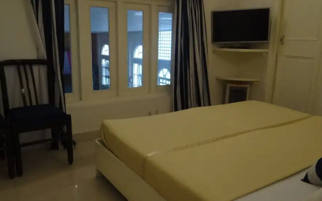 OYO 25061 Gautam Residency Chamba