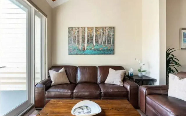 Lake Arrowhead Villas