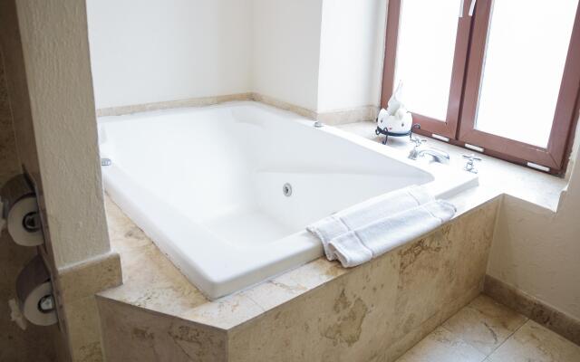 Hotel Misión Catedral Morelia