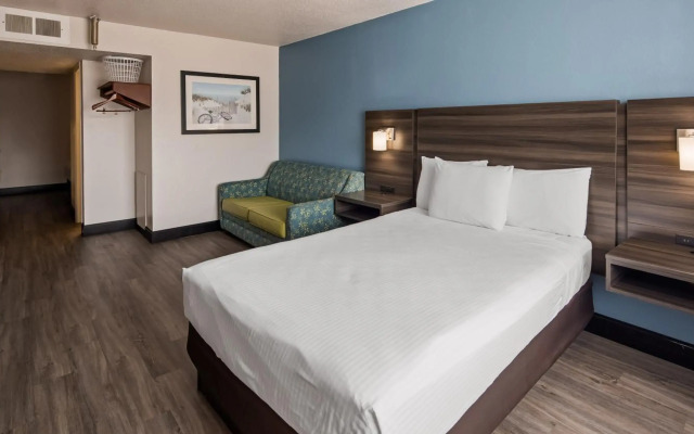 SureStay Hotel by Best Western Virginia Beach Royal Clipper