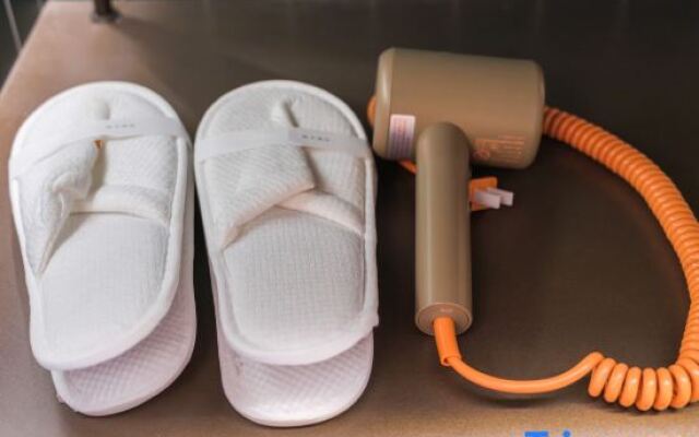 Orange Hotel (Shennan Avenue Huaqiang Branch)