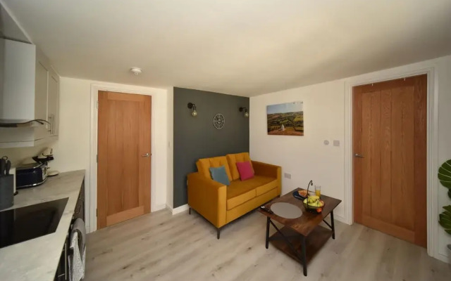 Bollin Suite - Chester Road Apartments by Premier Serviced Accommodation